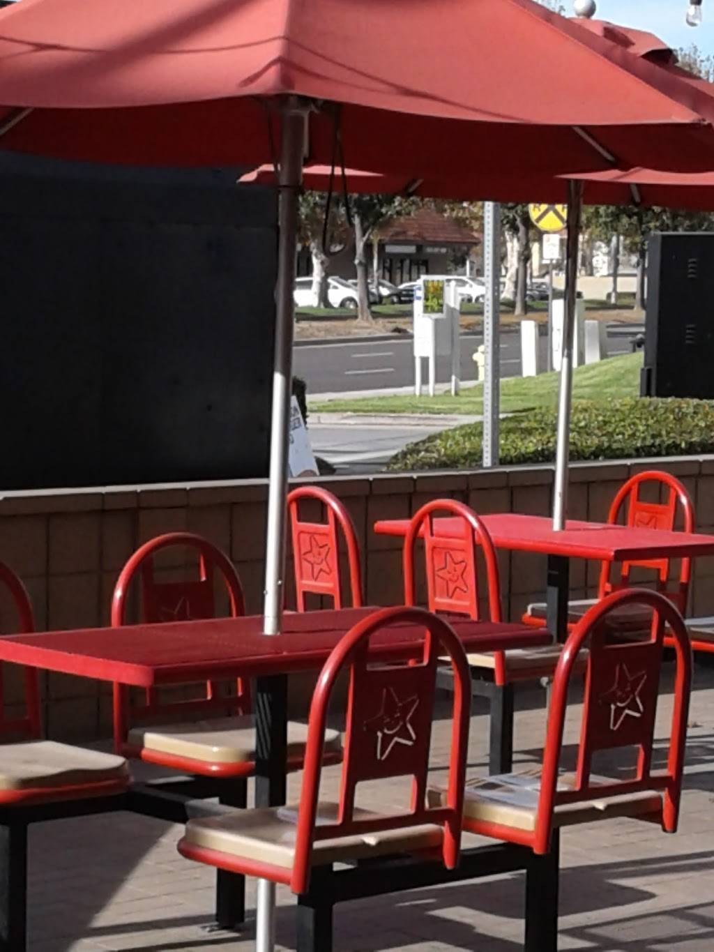 Carls Jr. | restaurant | 3801 W Temple Ave, Pomona, CA 91768, USA | 9098695269 OR +1 909-869-5269