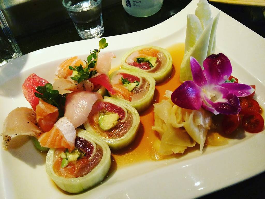 KIKU SUSHI | restaurant | 246 N Larchmont Blvd, Los Angeles, CA 90004, USA | 3234641323 OR +1 323-464-1323