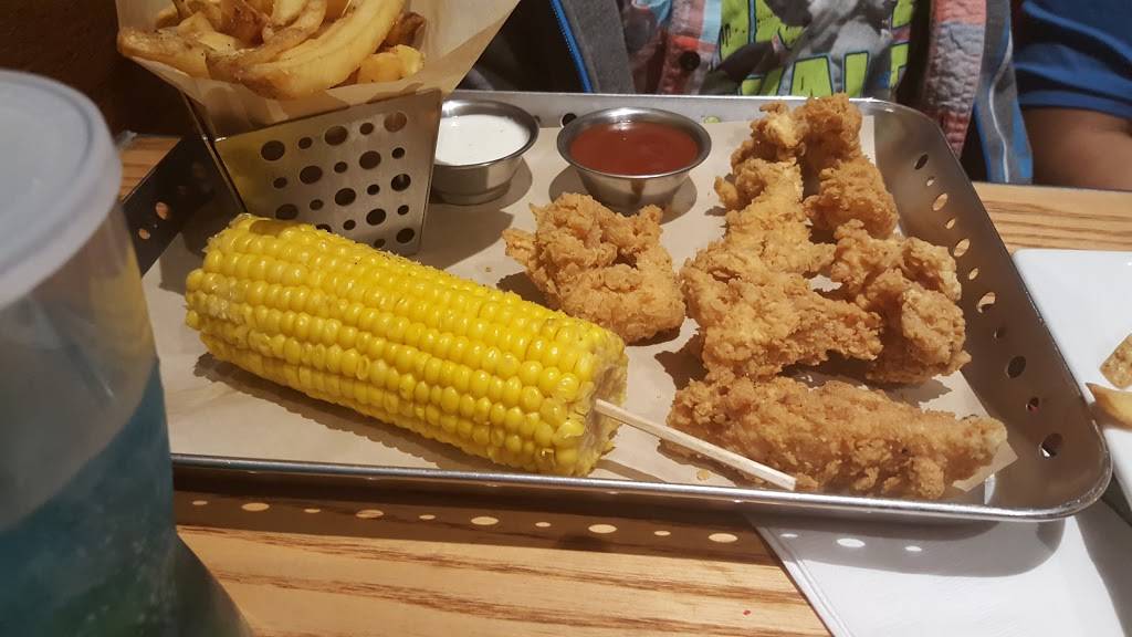 Chilis Grill & Bar | meal takeaway | 3670 Grand Ave, Chino Hills, CA 91709, USA | 9093649098 OR +1 909-364-9098