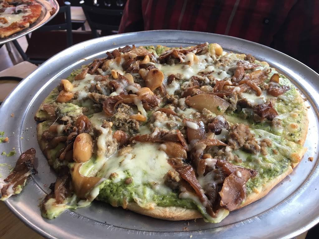 AJs Wood Grill Pizza | meal takeaway | 68 Wallingford Square, Kittery, ME 03904, USA | 2074399700 OR +1 207-439-9700