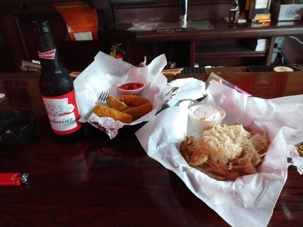 Wagon Wheel Pub | restaurant | 8761 Snow Rd, Parma, OH 44130, USA | 4408845200 OR +1 440-884-5200