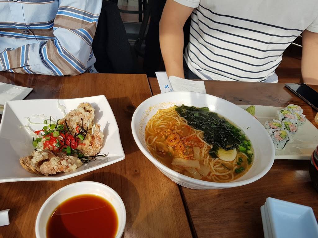 Sora Japanese Cuisine & Sushi Bar | restaurant | McNamara Terminal, near Gate A35, Worldgateway Pl, Detroit, MI 48242, USA | 7342290209 OR +1 734-229-0209