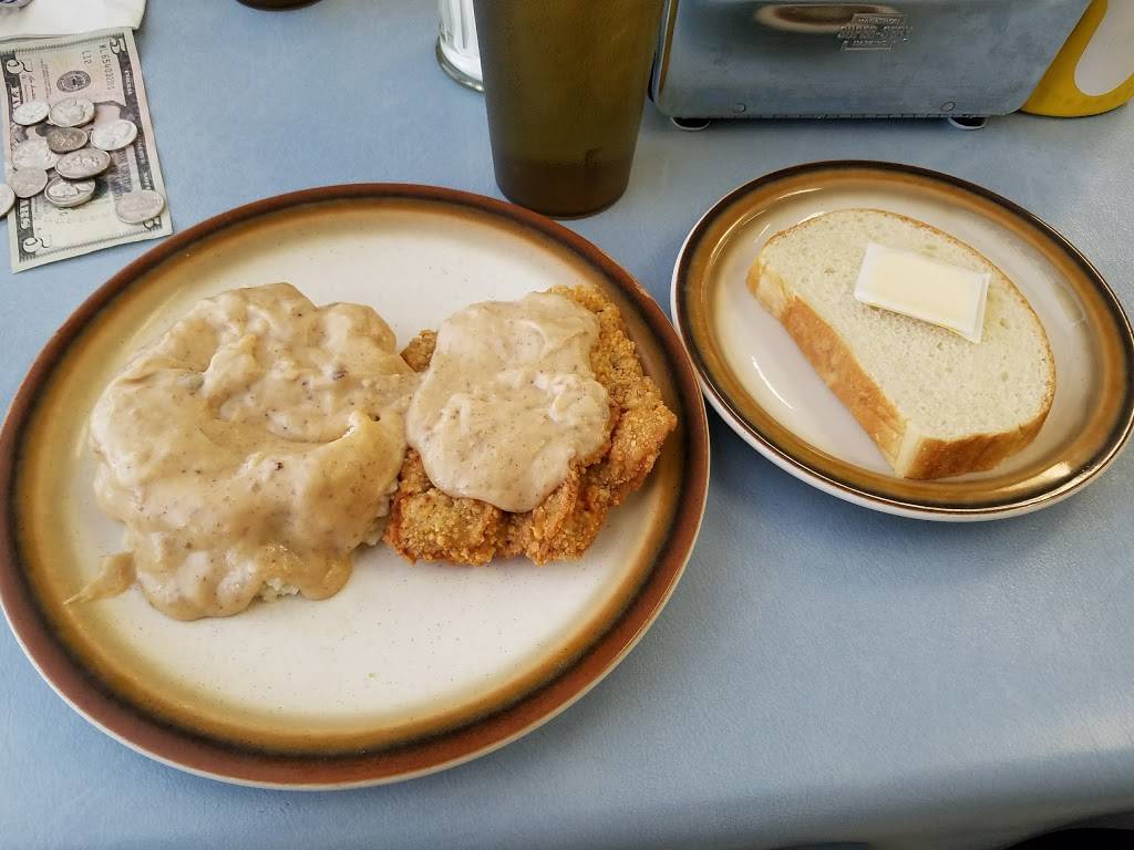 Cathys Country Restaurant | restaurant | 110 S County Rd, Alma, MO 64001, USA | 6606742204 OR +1 660-674-2204