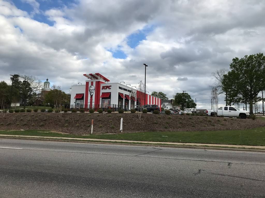 KFC | meal takeaway | 212 N Washington St, Wadesboro, NC 28170, USA | 7046942833 OR +1 704-694-2833