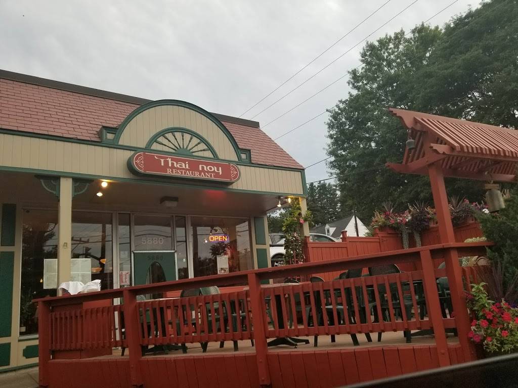 Thai Noy Restaurant | restaurant | 5880 Washington Blvd, Arlington, VA 22205, USA | 7035347474 OR +1 703-534-7474