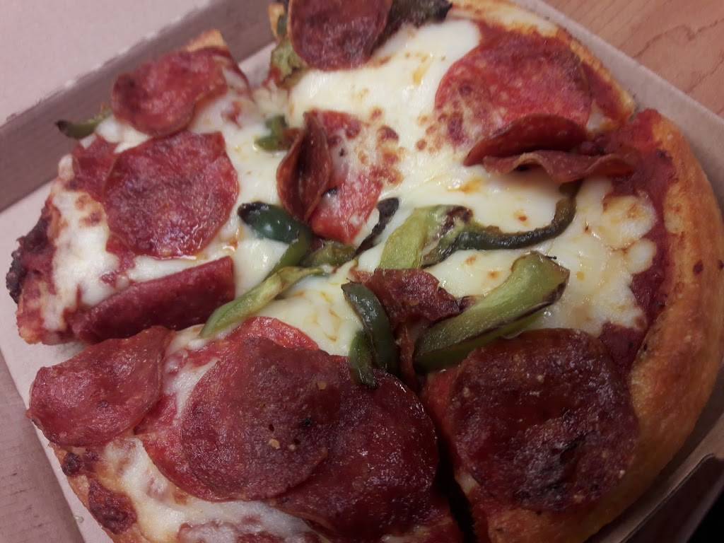 Pizza Hut | restaurant | 396 E Market St, Akron, OH 44304, USA | 3305354444 OR +1 330-535-4444