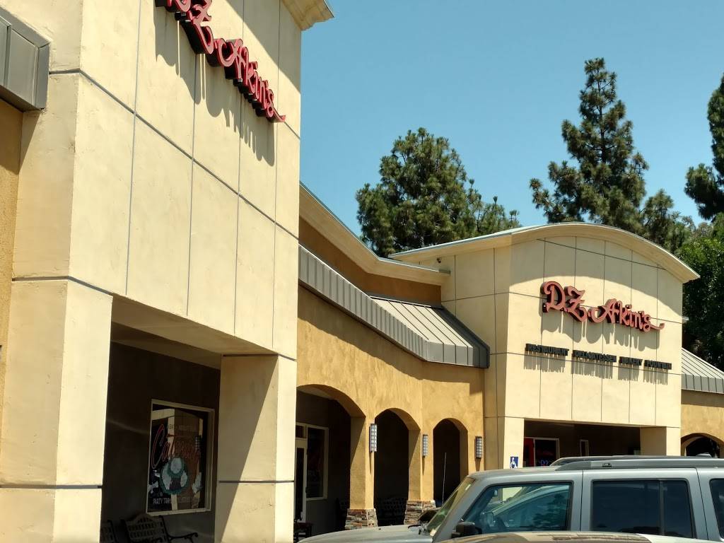 DZ Akins | meal takeaway | 6930 Alvarado Rd, San Diego, CA 92120, USA | 6192650218 OR +1 619-265-0218