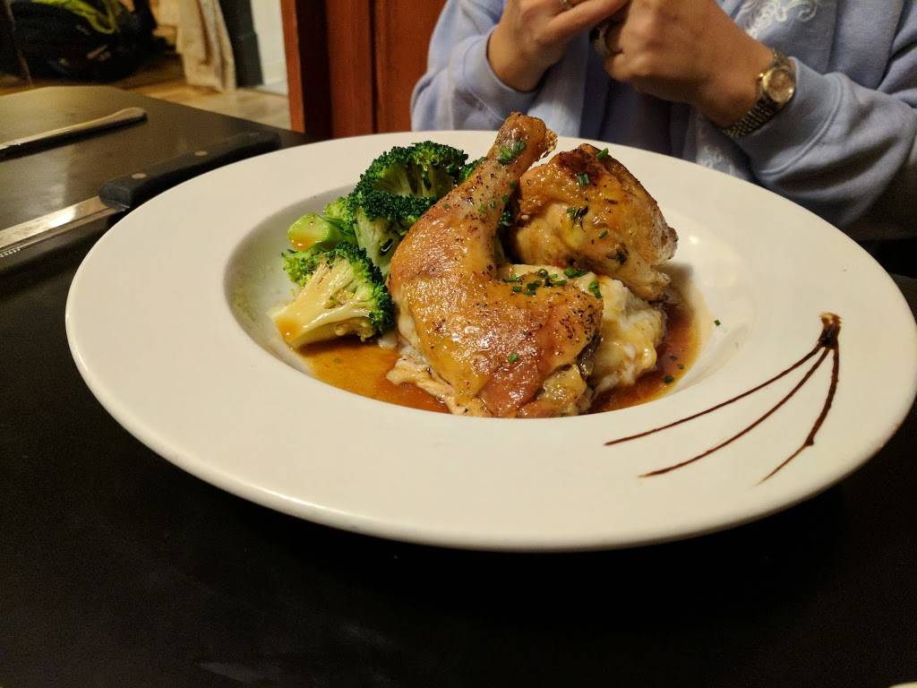 Ole Store Restaurant | restaurant | 1011 St Olaf Ave, Northfield, MN 55057, USA | 5077869400 OR +1 507-786-9400