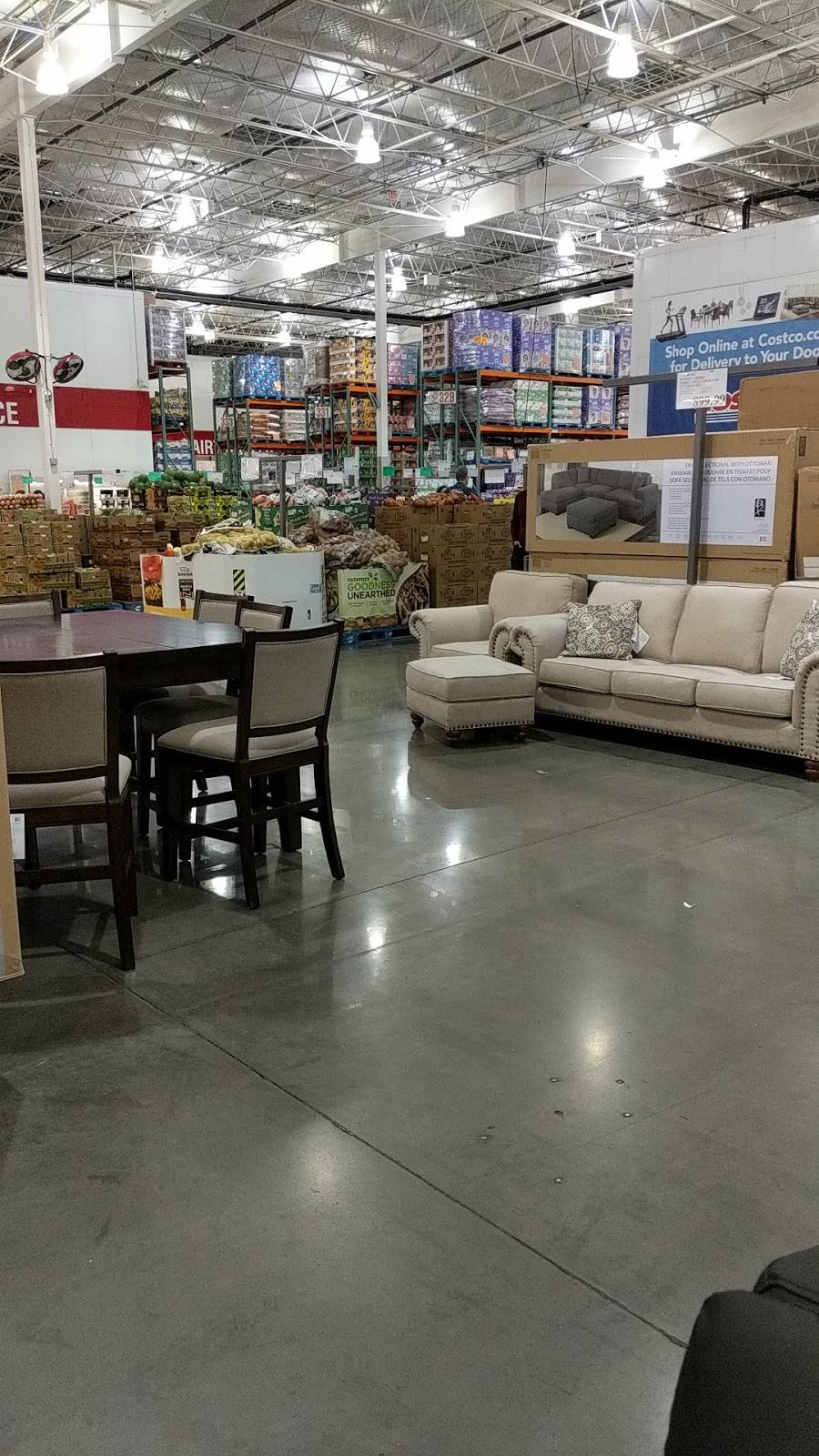 Costco Food Court | meal takeaway | 2887 S Market St, Gilbert, AZ 85295, USA | 4803663950 OR +1 480-366-3950