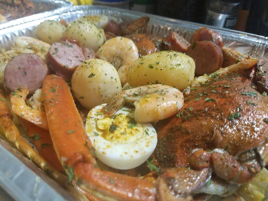 Freshwater Fish Company | restaurant | 4640 US-701, Conway, SC 29526, USA | 8433654915 OR +1 843-365-4915