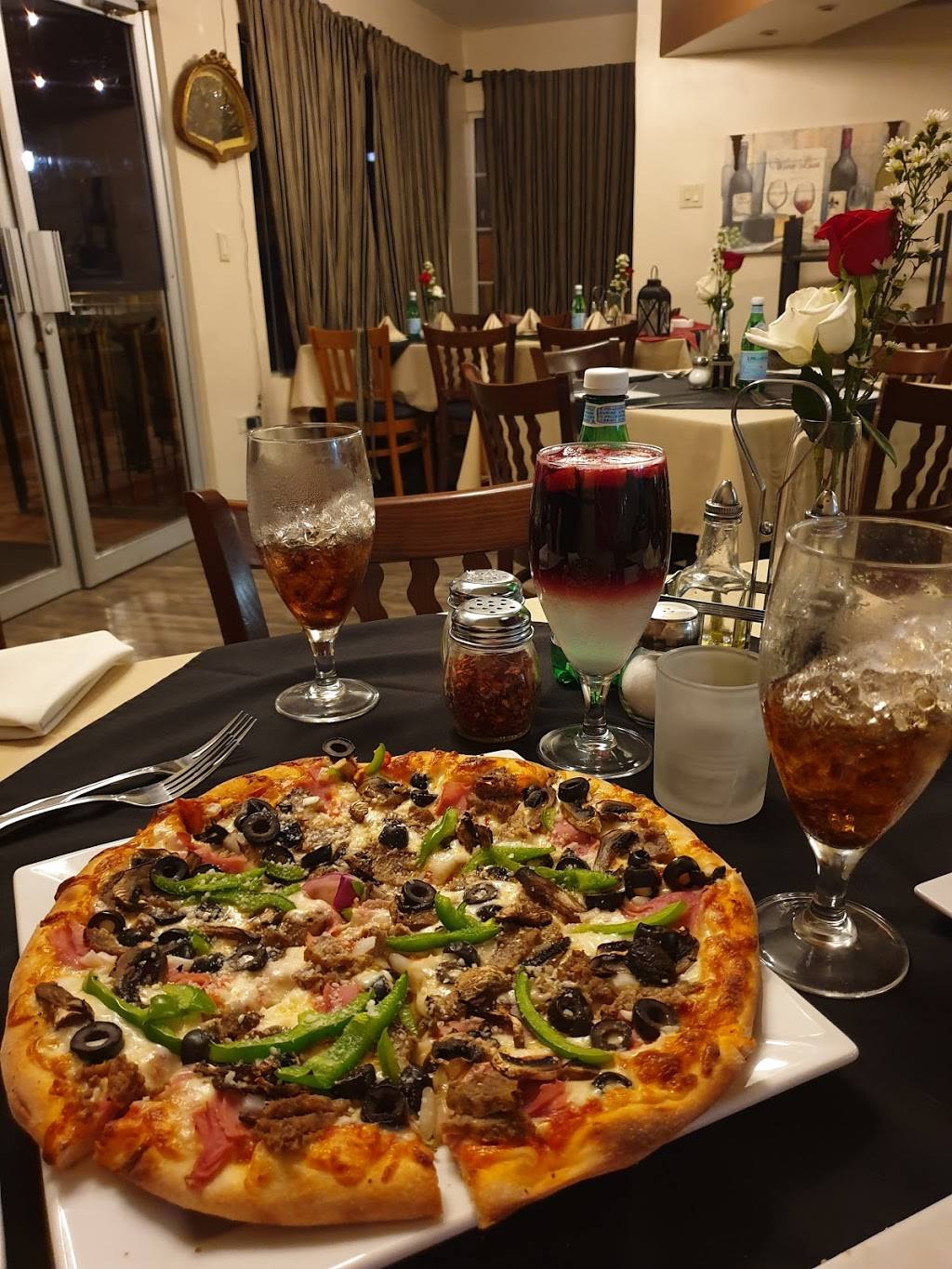 Giorgios Ristorante | restaurant | Blvd. Popotla, Popotla, 22710 Rosarito, B.C., Mexico | 0446611040239 OR +52 1 661 104 0239