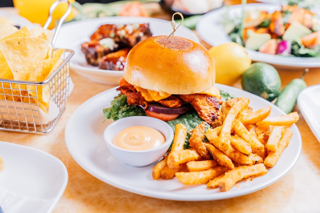 Holla Namaste Bar and Grill | restaurant | 35-21 Junction Blvd, Queens, NY 11368, USA | 9173961412 OR +1 917-396-1412