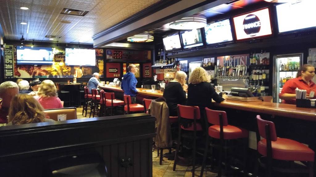 TGI Fridays | restaurant | 2190 Tyrone Blvd N, St. Petersburg, FL 33710, USA | 7273434394 OR +1 727-343-4394