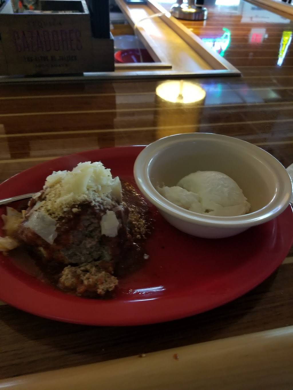 Old Naples All American Sports Bar | restaurant | 590 Tamiami Trail N, Naples, FL 34102, USA | 2393318510 OR +1 239-331-8510