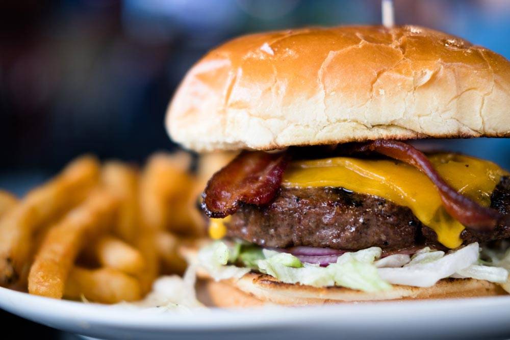 Legends Sports Bar & Grill | restaurant | 8735 Day Dr, Parma, OH 44129, USA | 4404813421 OR +1 440-481-3421