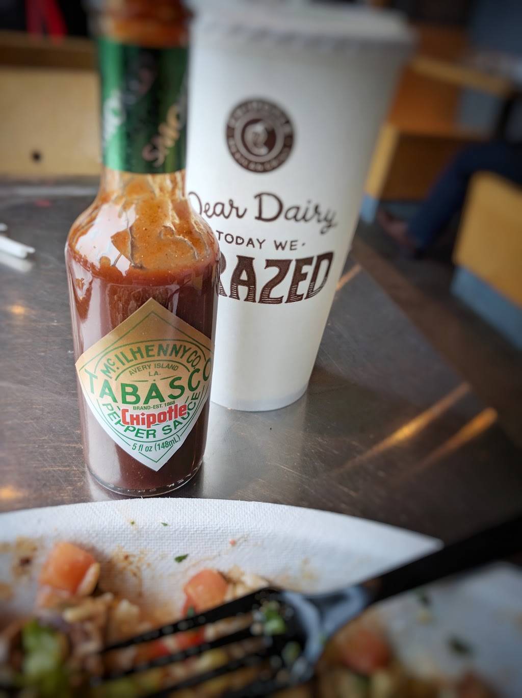 Chipotle Mexican Grill | restaurant | 6299 Seven Corners Center, Falls Church, VA 22044, USA | 7035346464 OR +1 703-534-6464