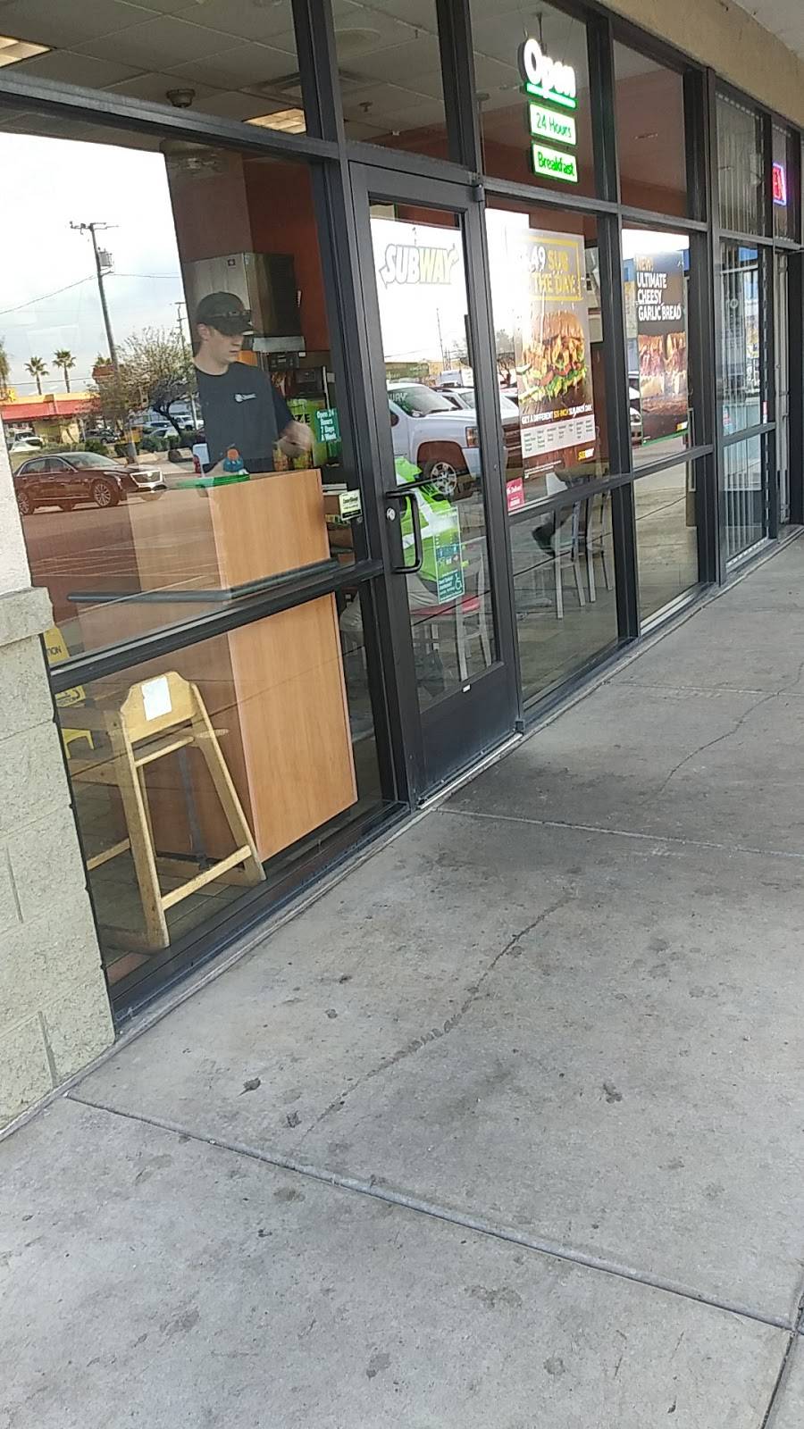 Subway | restaurant | 2775 W Thomas Rd #101, Phoenix, AZ 85017, USA | 6022697037 OR +1 602-269-7037