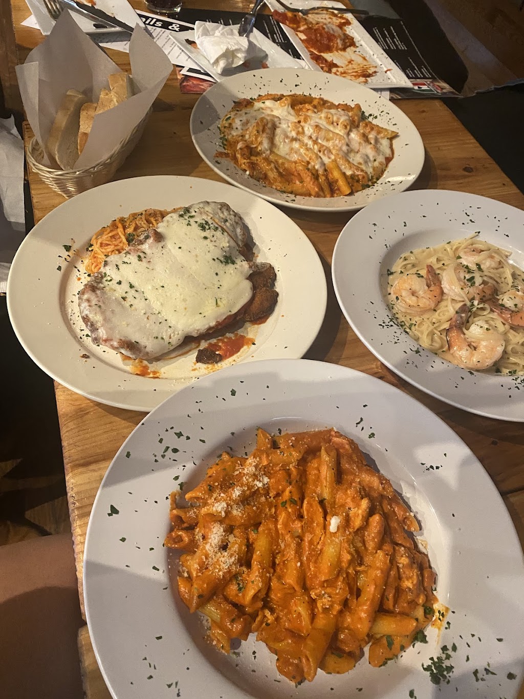 Bella Italia Baltimore | restaurant | 1117 W 36th St, Baltimore, MD 21211, USA | 4434539145 OR +1 443-453-9145