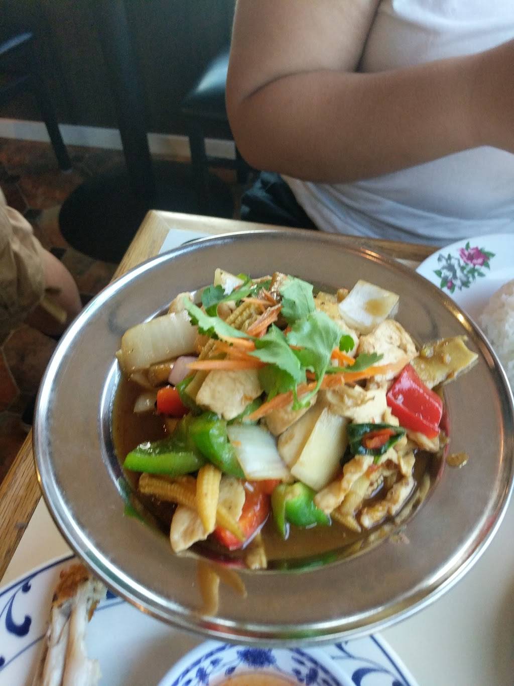 Bangkok Pad Thai | restaurant | 155 Legends Dr, Lebanon, TN 37087, USA | 6154434677 OR +1 615-443-4677