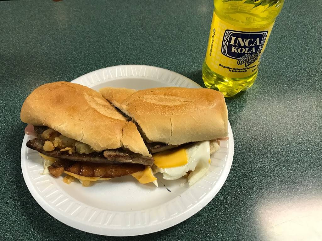 Las Tres Islas | restaurant | 47 Market St, Passaic, NJ 07055, USA | 9737770465 OR +1 973-777-0465