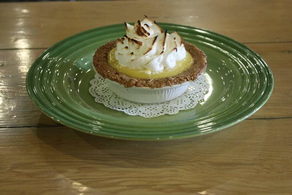 Art & Craft Eatery | restaurant | 19 39th Pl, Long Beach, CA 90802, USA | 2136100764 OR +1 213-610-0764