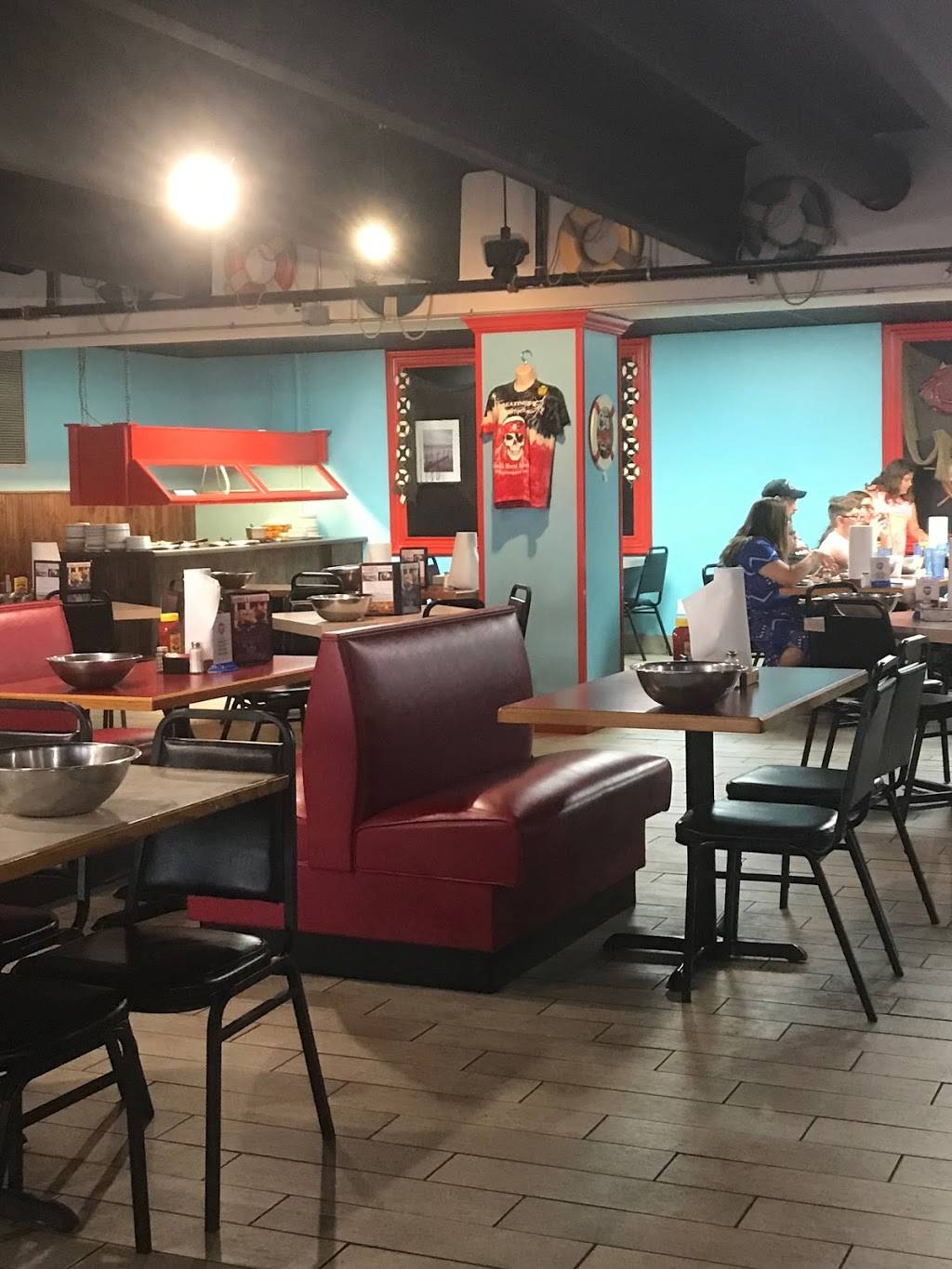 Whipper Snappers | restaurant | 2421 State Hwy 76, Branson, MO 65616, USA | 4173343282 OR +1 417-334-3282