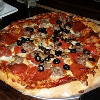Peppinos Pizza | restaurant | 4170 Lake Michigan Dr NW, Grand Rapids, MI 49534, USA | 6164538219 OR +1 616-453-8219