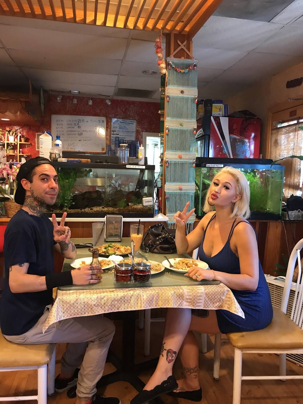 Barnrau Thai Halal Cuisine | restaurant | 10825 Oxnard St, North Hollywood, CA 91606, USA | 8187627152 OR +1 818-762-7152