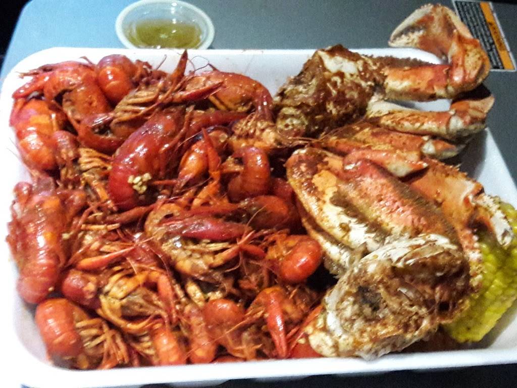 Cajun Claws Seafood Boilers in Breaux Bridge | restaurant | 2272 Rees St Ext, Breaux Bridge, LA 70517, USA | 3373322439 OR +1 337-332-2439
