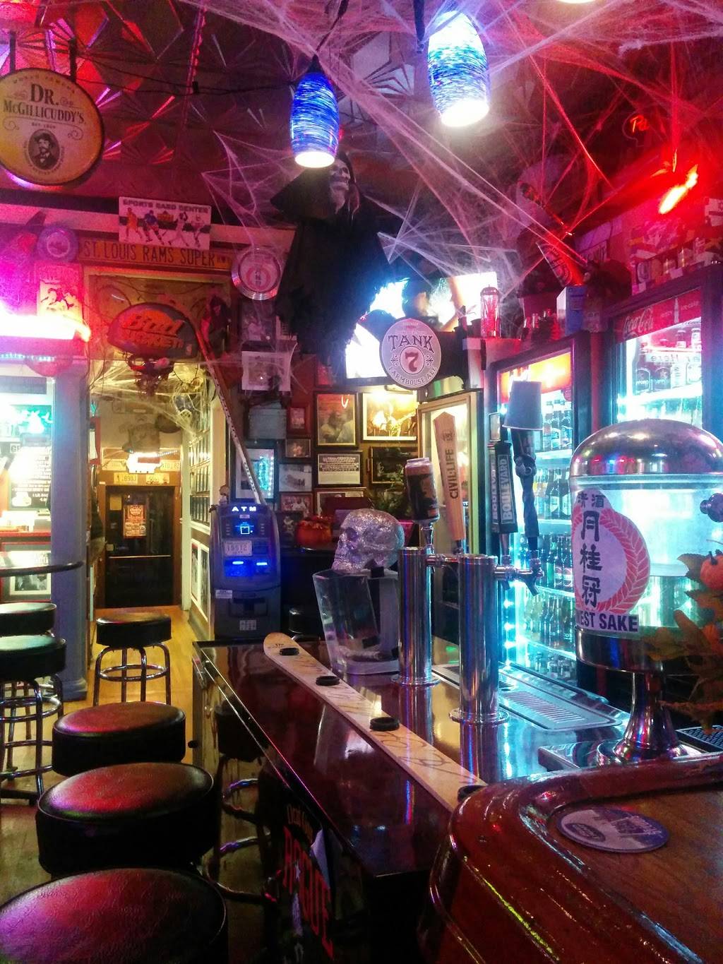 Stella Blues LLC | restaurant | 3269 Morganford Rd, St. Louis, MO 63116, USA | 3147620144 OR +1 314-762-0144