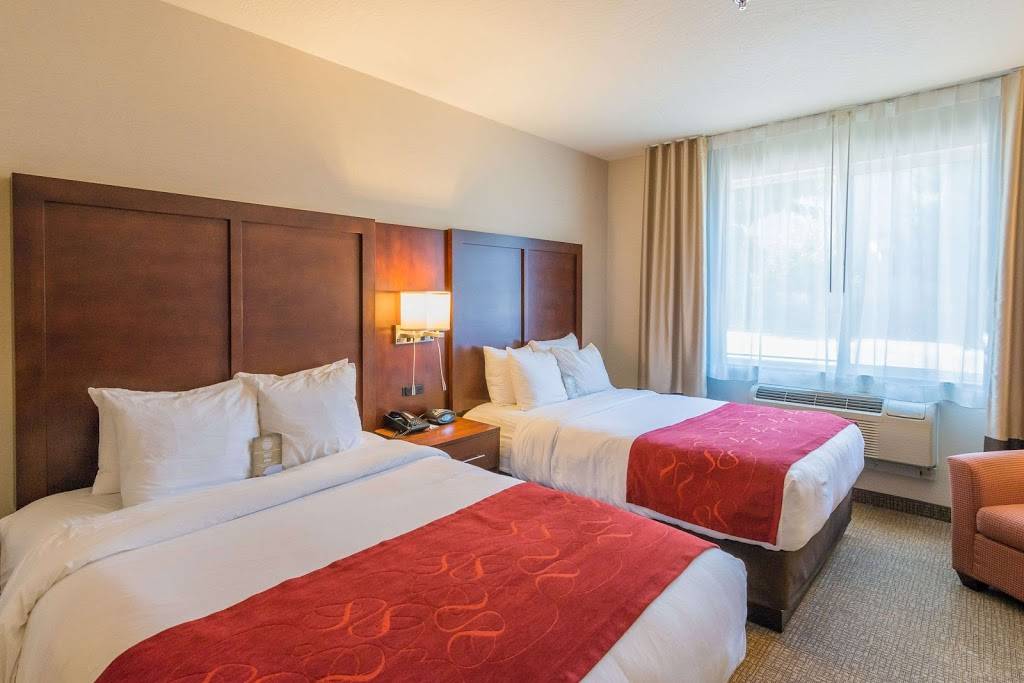 Comfort Suites Springfield Riverbend Medical | restaurant | 969 Kruse Way, Springfield, OR 97477, USA | 5417465359 OR +1 541-746-5359