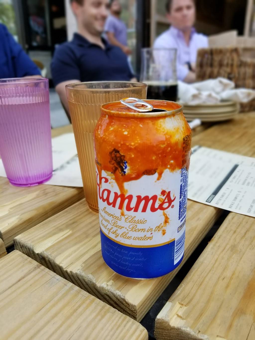 Pub Royale | restaurant | 2049 W Division St, Chicago, IL 60622, USA | 7736616874 OR +1 773-661-6874