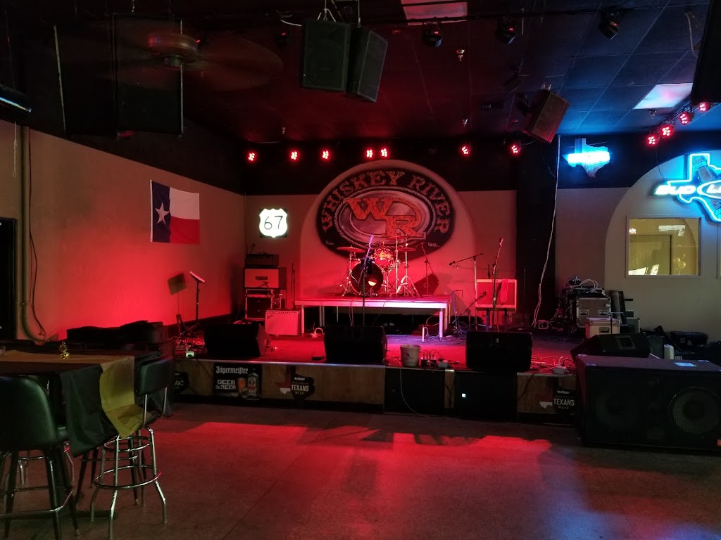 Whiskey River Saloon | restaurant | 125 E Concho Ave, San Angelo, TX 76903, USA | 3252843400 OR +1 325-284-3400