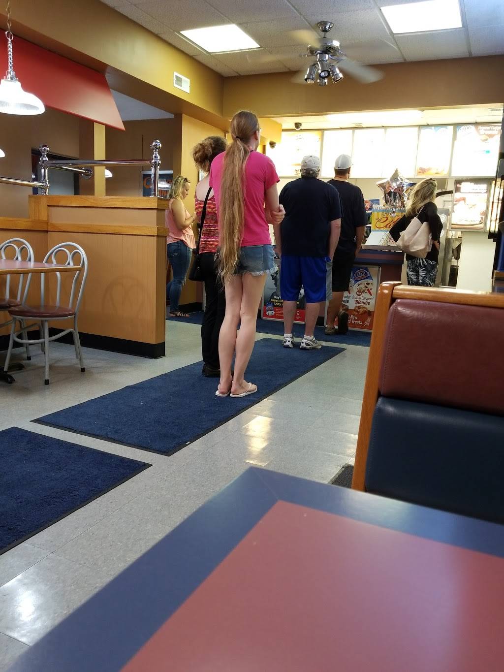 Dairy Queen | restaurant | 154 W Main St, Bridgeport, WV 26330, USA | 3048425906 OR +1 304-842-5906