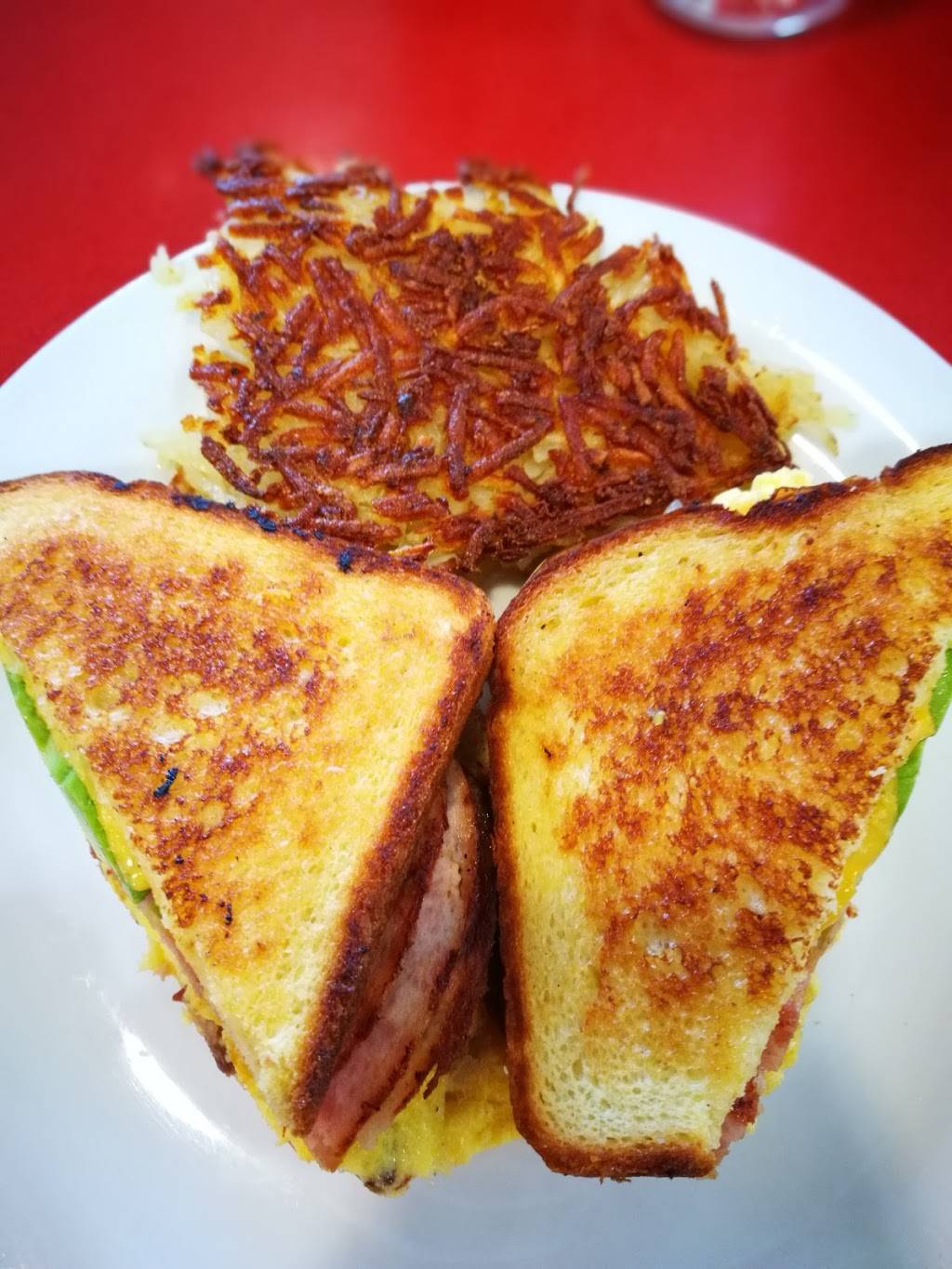 Dennys | restaurant | 8425 San Ysidro Ave, Gilroy, CA 95020, USA | 4088427678 OR +1 408-842-7678