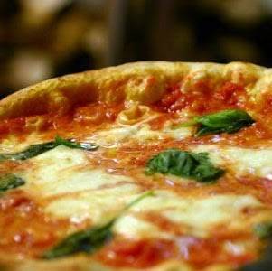 Chiaros Pizzeria & Restaurant Sellersville | cafe | 2529, 218 S Main St, Sellersville, PA 18960, USA | 2152575555 OR +1 215-257-5555