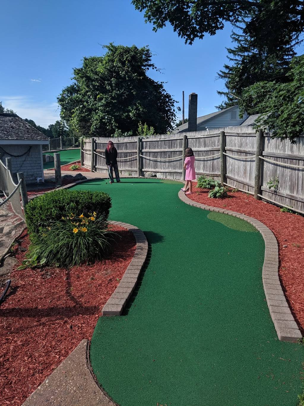 Fenway Golf | meal takeaway | 112 Allen St, East Longmeadow, MA 01028, USA | 4135254444 OR +1 413-525-4444