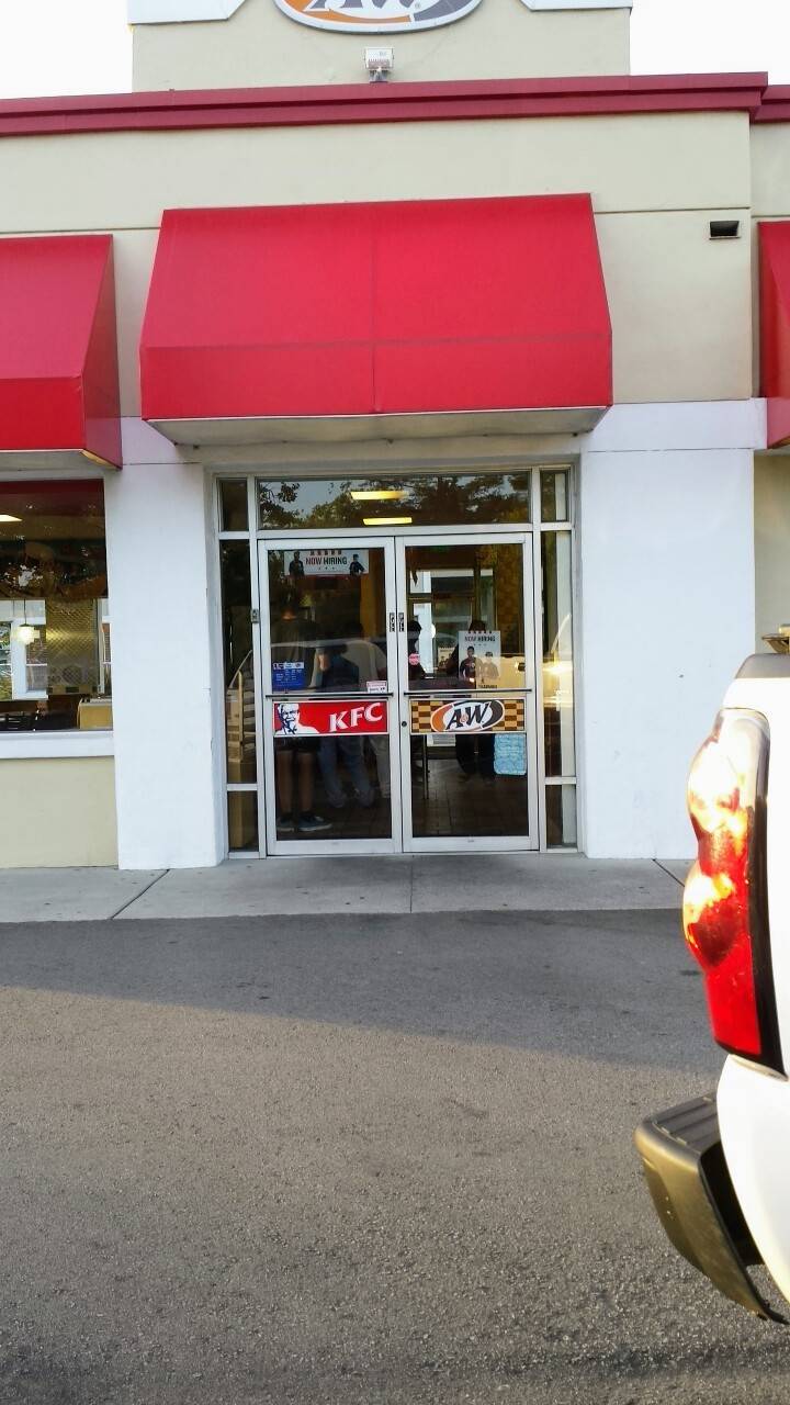 KFC | restaurant | 2120 41st Ave, Capitola, CA 95010, USA | 8314761170 OR +1 831-476-1170