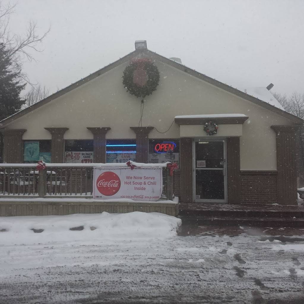 Leonards Pizza | meal delivery | 80 Rochester Rd, Leonard, MI 48367, USA | 5867529555 OR +1 586-752-9555