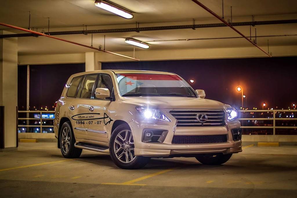 Nostrand Express Deli | restaurant | 2184 Nostrand Ave, Brooklyn, NY 11210, USA | 7184213300 OR +1 718-421-3300