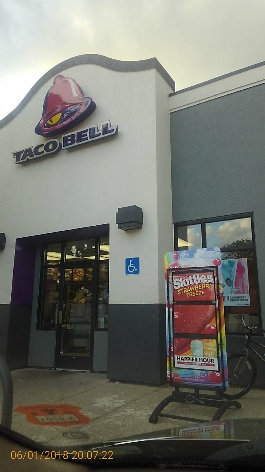 Taco Bell | meal takeaway | 411 E Chicago Blvd, Tecumseh, MI 49286, USA | 5174237182 OR +1 517-423-7182