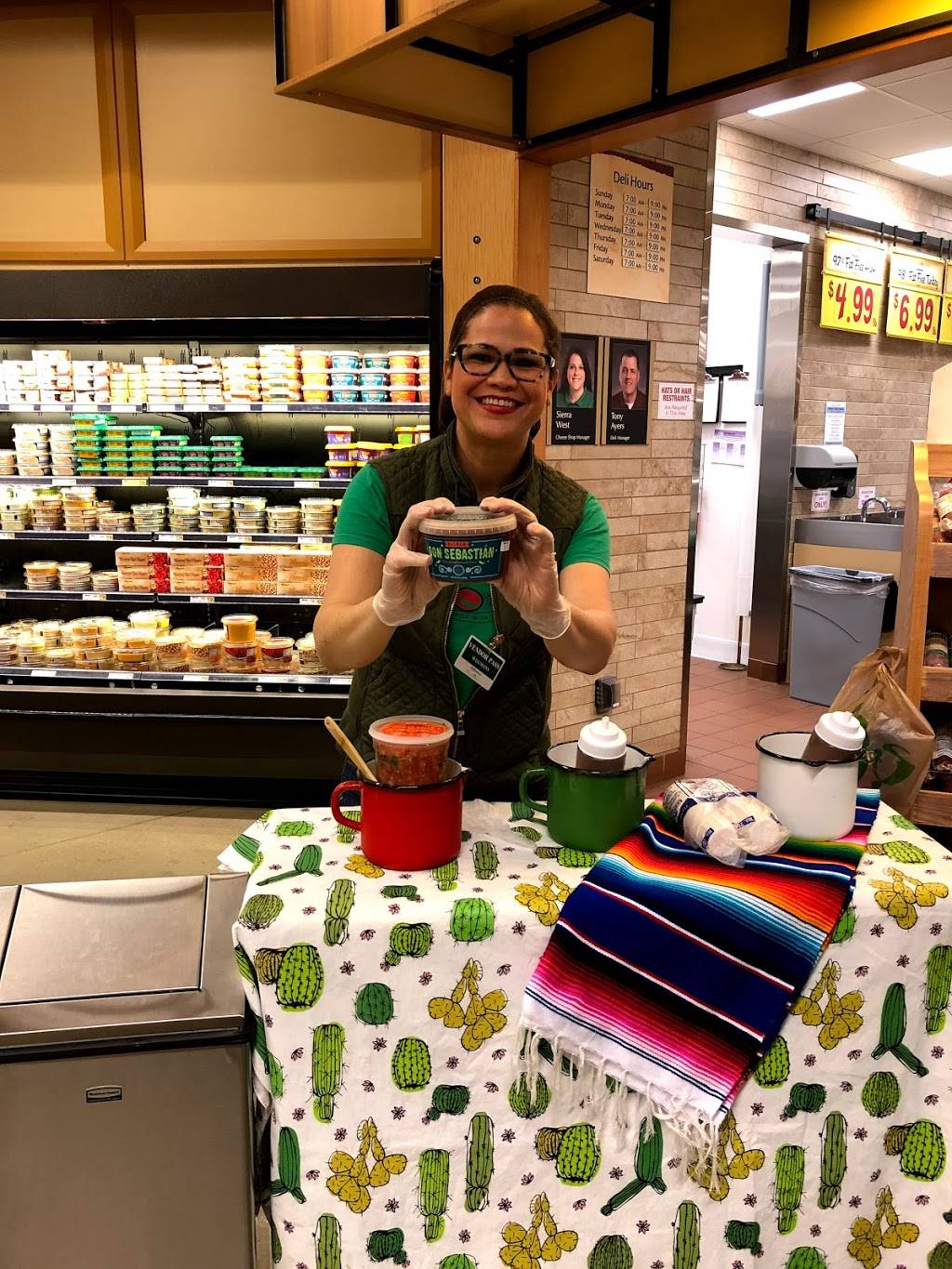 Salsas Don Sebastian | restaurant | 2940 Oak Lake Blvd, Midlothian, VA 23112, USA | 7039878299 OR +1 703-987-8299