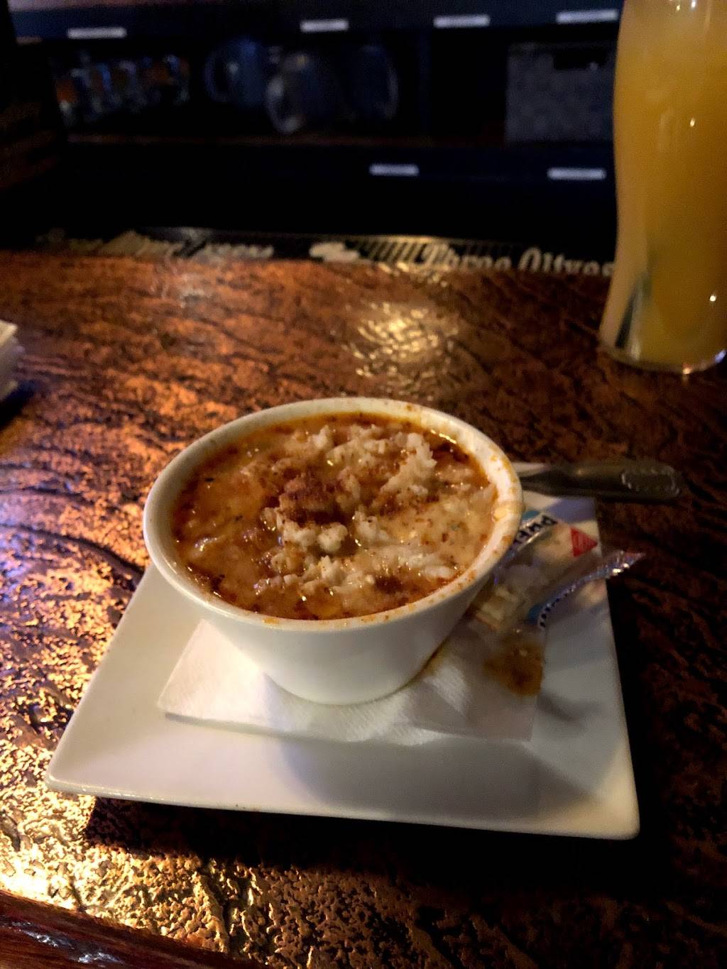 The Port Public House | restaurant | 1229 Hull St, Baltimore, MD 21230, USA | 4102446442 OR +1 410-244-6442