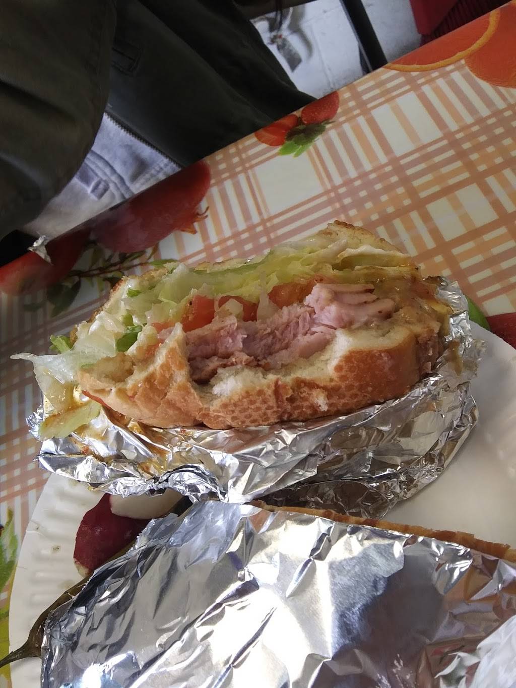 El Primo Taco Truck | restaurant | 2200-2298 Jennings St, San Francisco, CA 94124, USA | 4158464975 OR +1 415-846-4975