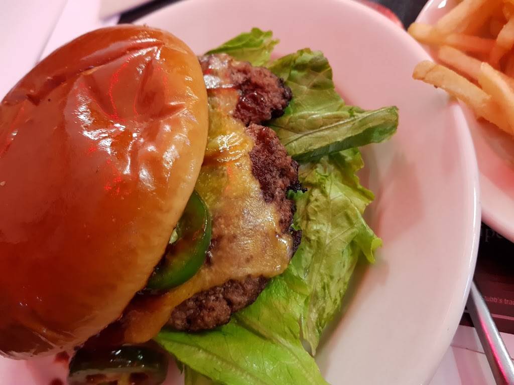 Steak n Shake | restaurant | 1250 W Walnut Avenue, Dalton, GA 30720, USA | 7062723300 OR +1 706-272-3300