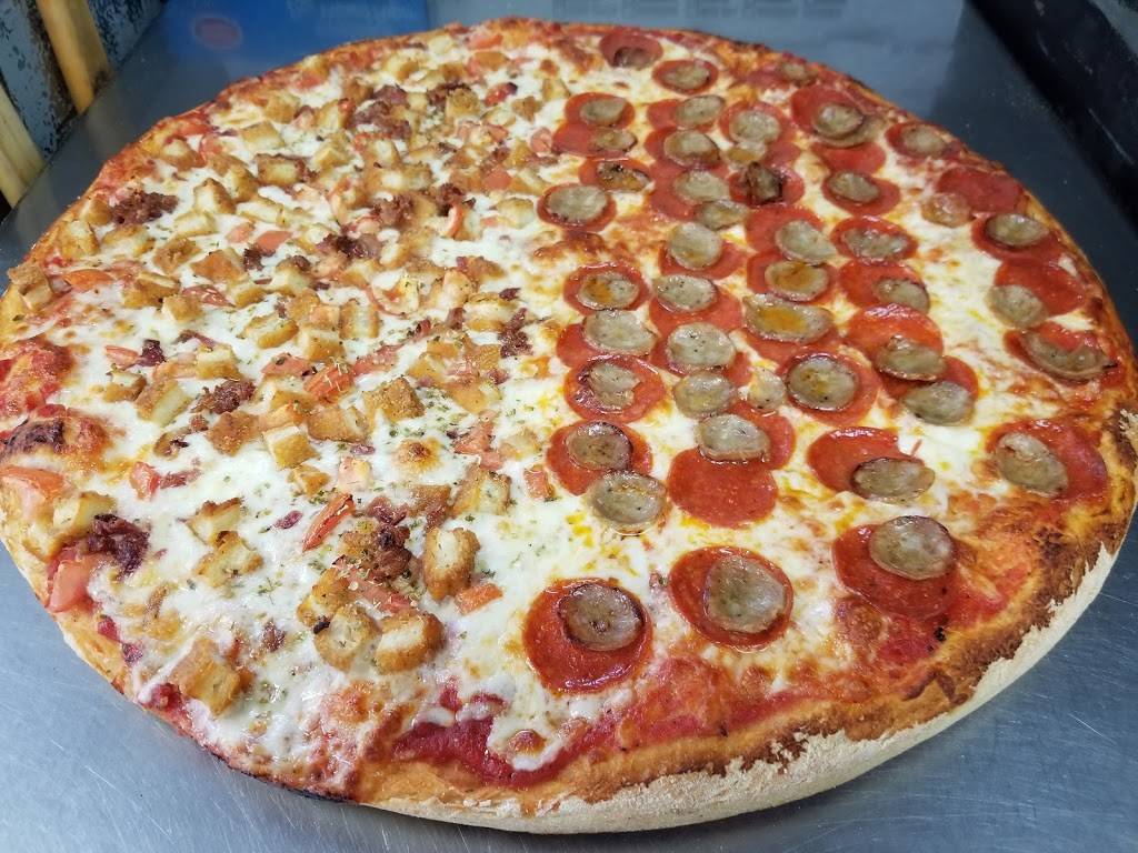 King Pizza North | restaurant | 22 Church St, Ramsey, NJ 07446, USA | 2018183318 OR +1 201-818-3318