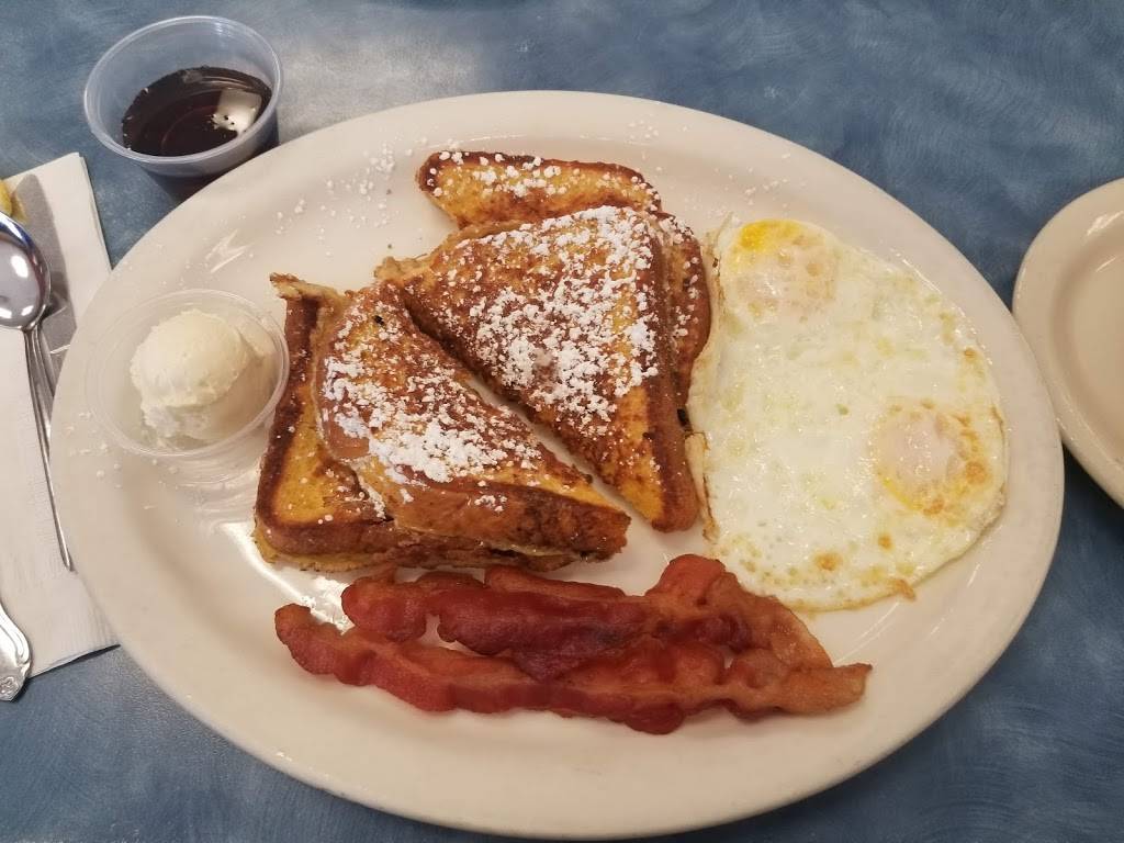 Brandons Diner | restaurant | 2407 S Vineyard Ave, Ontario, CA 91761, USA | 9099473494 OR +1 909-947-3494