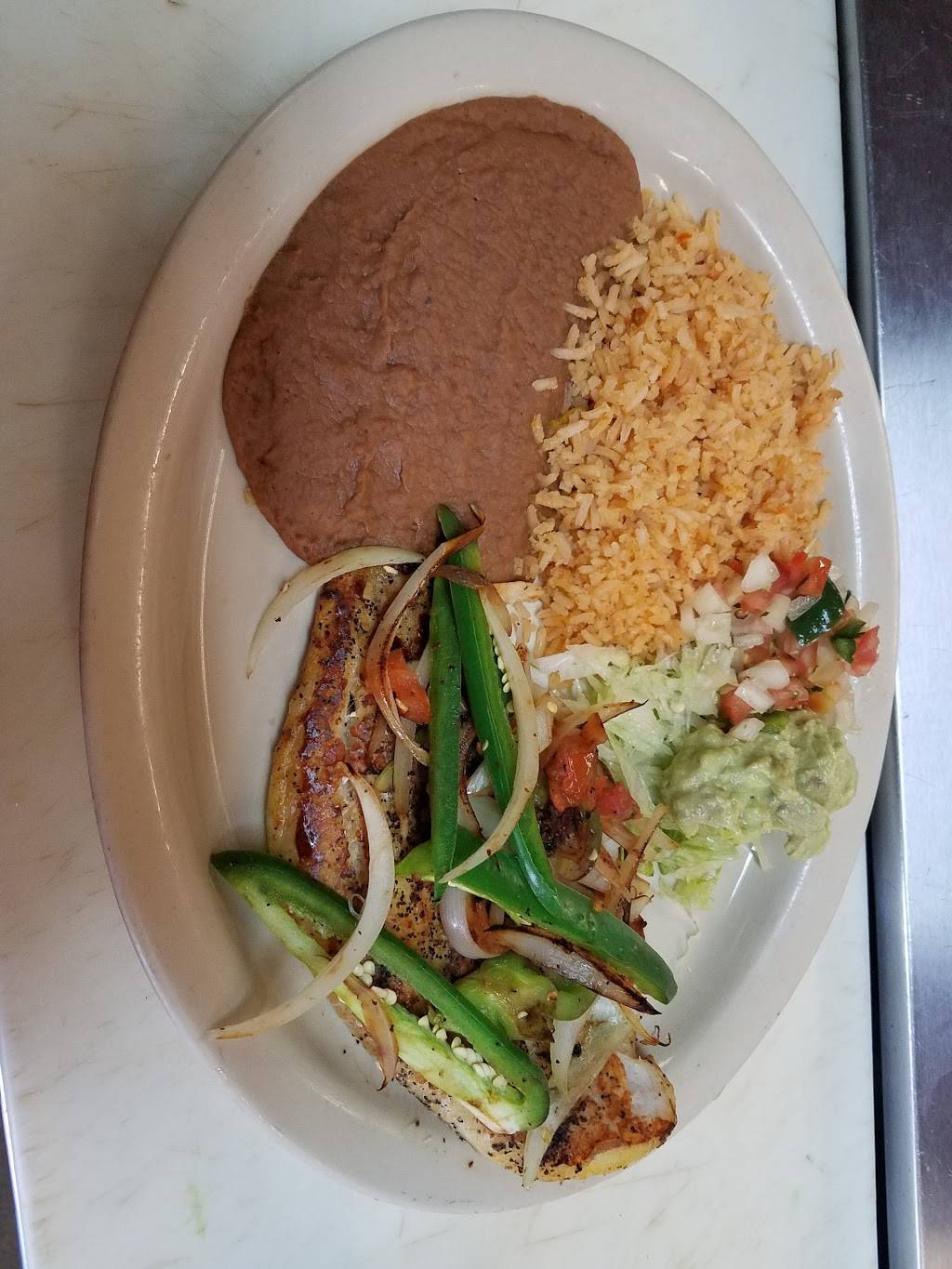 Las Barcas Tex-Mex Grill | restaurant | 10103 FM2673, Canyon Lake, TX 78133, USA | 8308992516 OR +1 830-899-2516