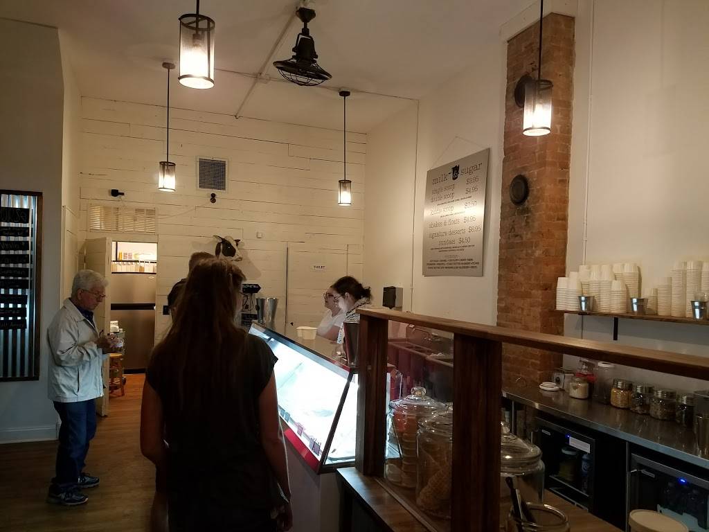 Milk & Sugar Scoop Shoppe | restaurant | 2027 W Franklin St Unit B, Evansville, IN 47712, USA | 8126021423 OR +1 812-602-1423