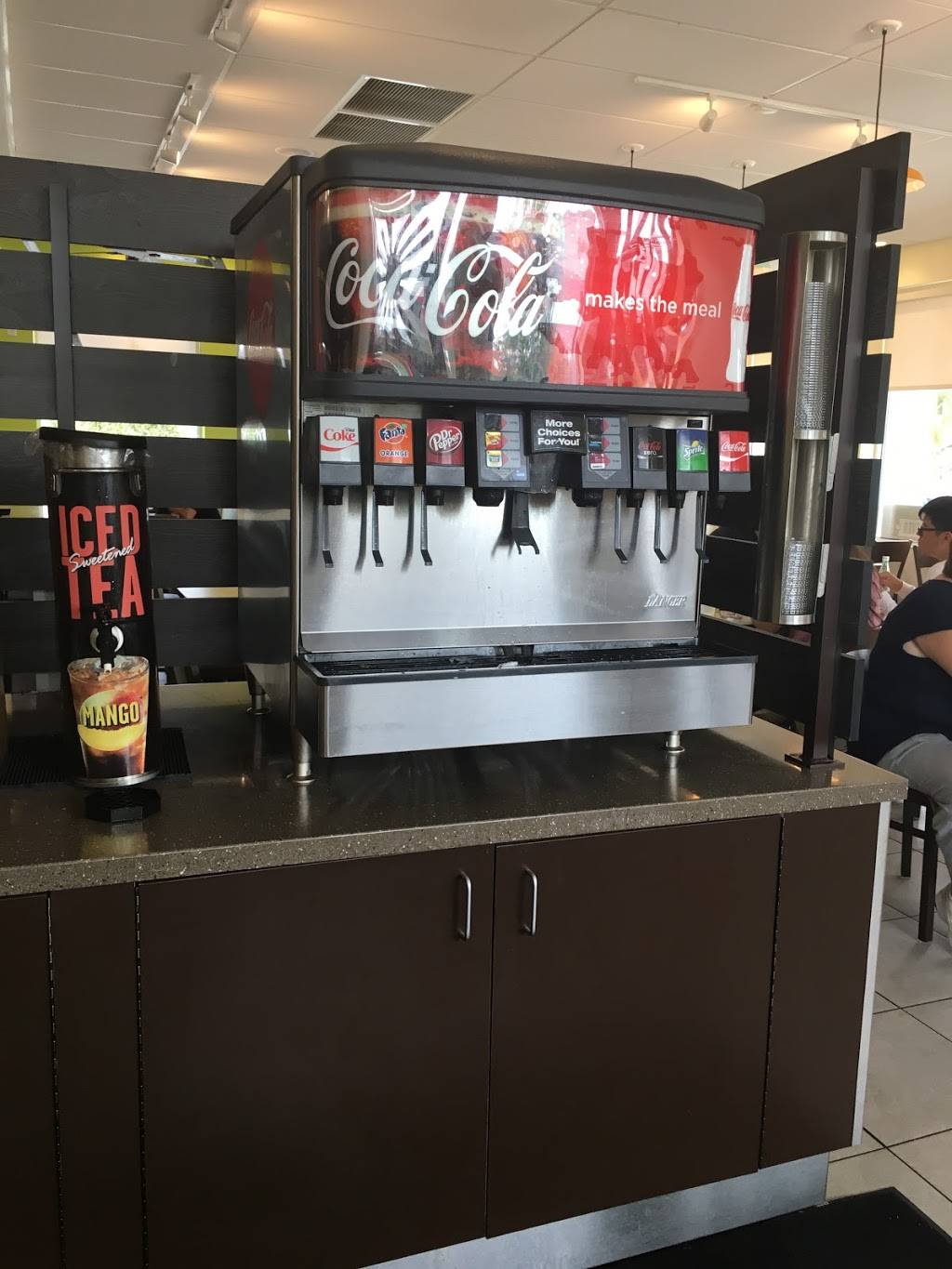 Pollo Tropical | restaurant | 9993 Tagore Pl, Orlando, FL 32832, USA | 4074774772 OR +1 407-477-4772